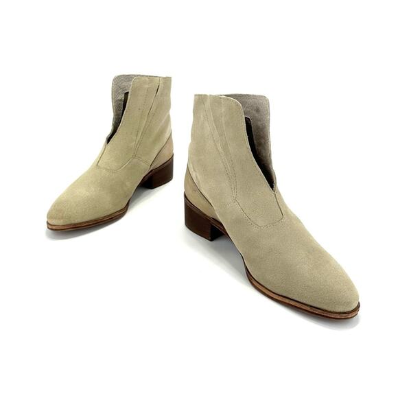 Coconut Cecilia Women Tan Ankle Boot Size 8 Suede Block Heel Notched Bootie New - Picture 13 of 14